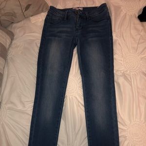 Juniors Jeans